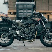 Cambiare lo scarico Kawasaki Z650: guida pratica per migliorare il sound