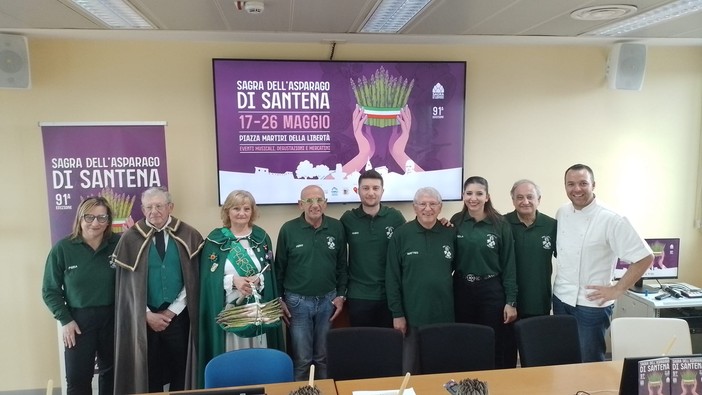 A Santena torna l'appuntamento con la Fiera dell'asparago A Santena torna l'appuntamento con la Fiera dell'asparago
