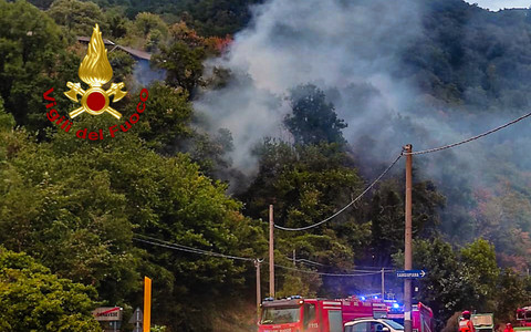Uno degli incendi che ha colpito la provincia di Torino in queste settimane