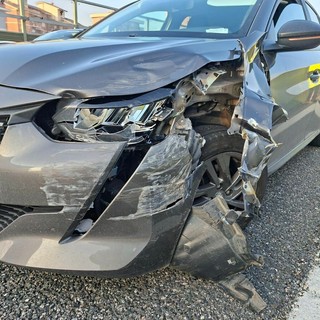 Incidente sulla tangenziale nord: due mezzi coinvolti, traffico paralizzato