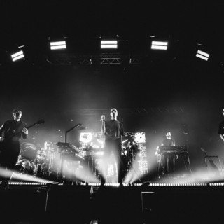 I cani in concerto al Flowers Festival di Collegno