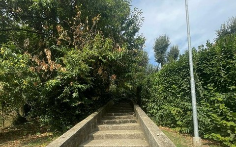 La scala come appare adesso, presto i lavori