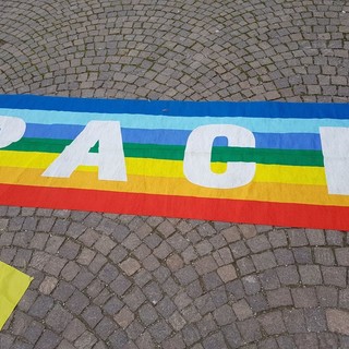 A Grugliasco un presidio per la pace in piazza 66 Martiri