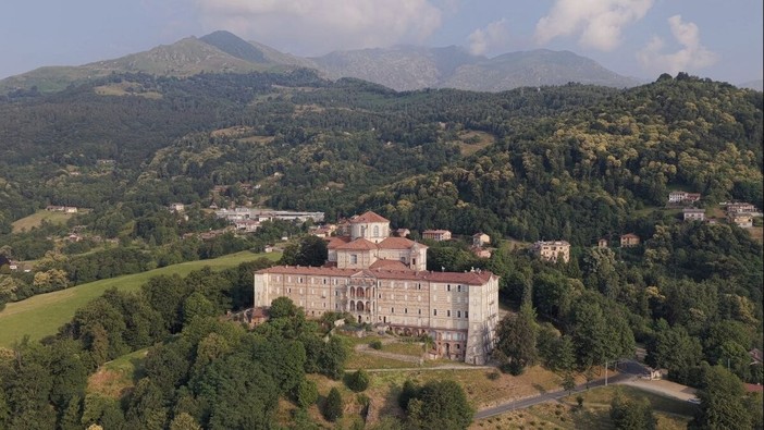 Santuario di Graglia: un luogo dove accoglienza, spiritualità, cultura e turismo si intrecciano Santuario di Graglia: un luogo dove accoglienza, spiritualità, cultura e turismo si intrecciano