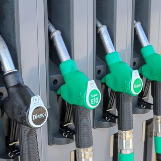 Caro carburanti, taglio delle accise sul gasolio prorogato al 25 agosto