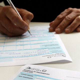 Stangata Irpef in Piemonte, colpiti i redditi fino a 50mila: ecco gli aumenti del 2026