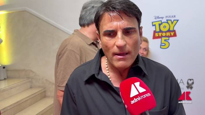 Sal Da Vinci: "Serata Eurovision a Sanremo? Bello rinnovare le cose. Mio 'one man show' in Rai? Chi lo sa" Sal Da Vinci: "Serata Eurovision a Sanremo? Bello rinnovare le cose. Mio 'one man show' in Rai? Chi lo sa"