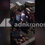Si rifiuta di pagare mille euro, negozio devastato a Fidene Si rifiuta di pagare mille euro, negozio devastato a Fidene