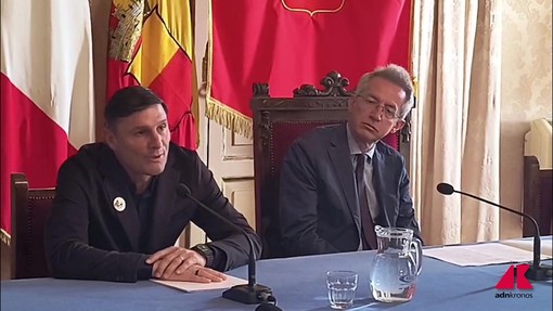 Napoli, Zanetti lancia evento beneficenza per i bambini e ricorda Maradona