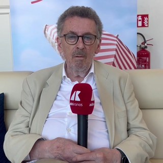 Robert Powell ricorda il suo 'Gesù di Nazareth' con Zeffirelli: "Sul set una truccatrice scoppiò a piangere"