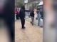 Proteste Marsiglia, uomo incappucciato ustiona volto di una donna con spray lanciafiamme