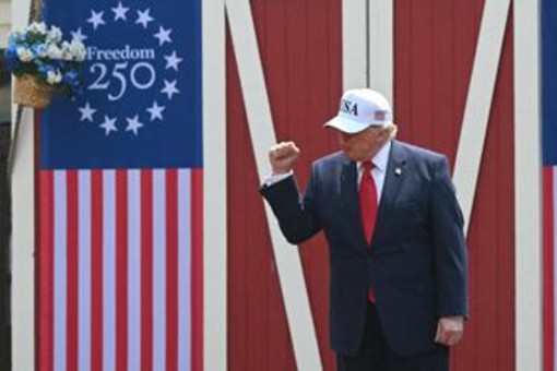 Usa festeggiano il 4 luglio, Independence Day tra caldo estremo e fuochi record di Trump