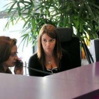 Lavoro, restare in Italia o andare all'estero? Ecco bussola per orientarsi tra sistemi retributivi Ue