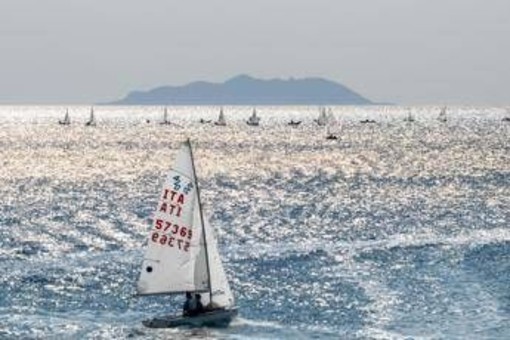 Vela, 113 le barche iscritte, 226 i velisti: domenica sarà assegnata la Coppa Italia
