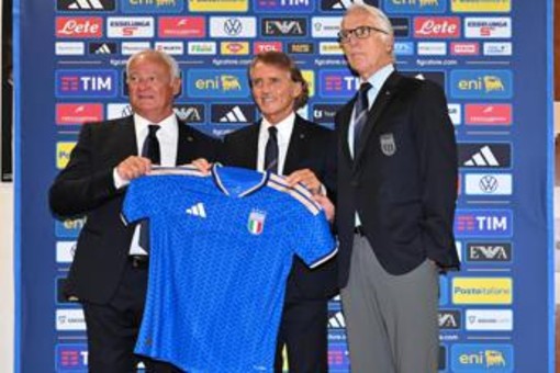 La Nazionale riparte dal tridente Malagò-Mancini-Ranieri: "Vogliamo vincere e riportare i giovani a vedere l'Italia ai Mondiali"