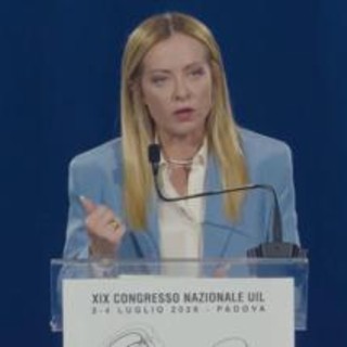 Meloni al congresso della Uil: "Salario giusto una vittoria di tutti i lavoratori, morti sul lavoro una sconfitta" Meloni al congresso della Uil: "Salario giusto una vittoria di tutti i lavoratori, morti sul lavoro una sconfitta"