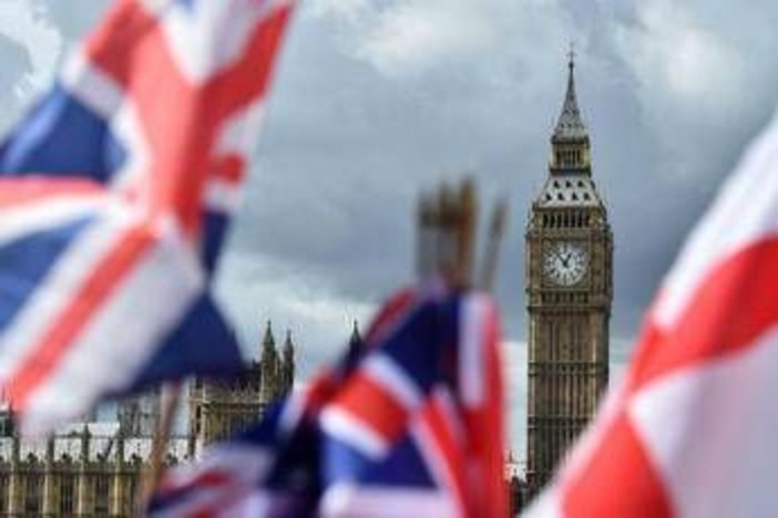Gb, 4 giovani su 10 pronti a lasciare Londra: "Costo della vita alto, stipendi non in linea"