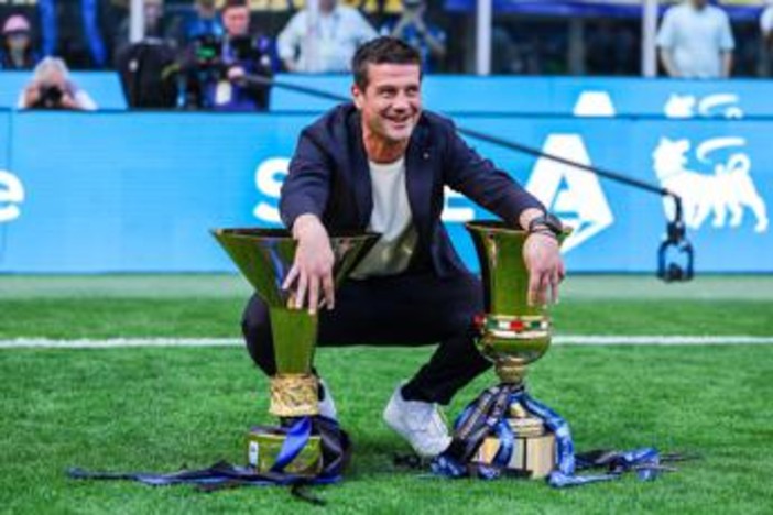 Inter, ufficiale il rinnovo di Chivu: resterà in nerazzurro fino al 2028