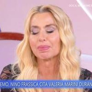 Valeria Marini in lacrime a La volta buona: "Frassica mi ha offesa". Ed esce dallo studio