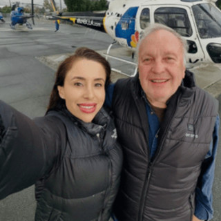 Elicottero di una tv precipita mentre filma un incidente stradale: almeno 3 morti, tragedia a Los Angeles