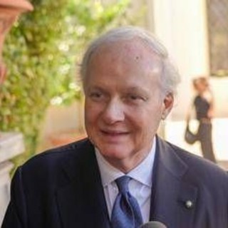 Intesa Sanpaolo, Lucchini: "Lo spot mostra i nostri valori, la banca è vicina alle persone e alle piccole e grandi imprese"