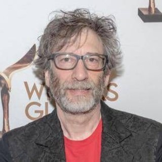 Neil Gaiman rompe il silenzio sulle accuse di molestie: "È tutto falso"