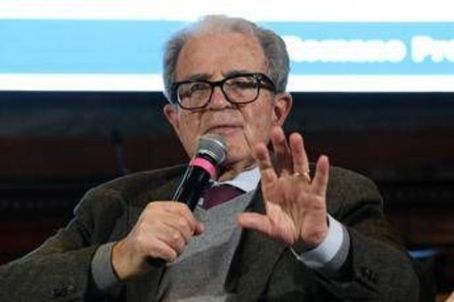 Prodi: "Meloni come Vannacci vuole Europa debole, Ue finita se vince Afd"