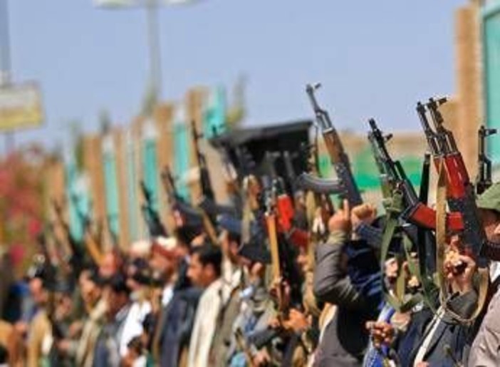 Yemen, Houthi minacciano altri attacchi contro aeroporti e siti petroliferi in Arabia Saudita Yemen, Houthi minacciano altri attacchi contro aeroporti e siti petroliferi in Arabia Saudita