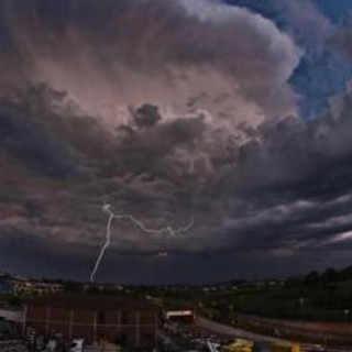 Maltempo insiste sul Nord, scatta allerta gialla per temporali in 4 regioni