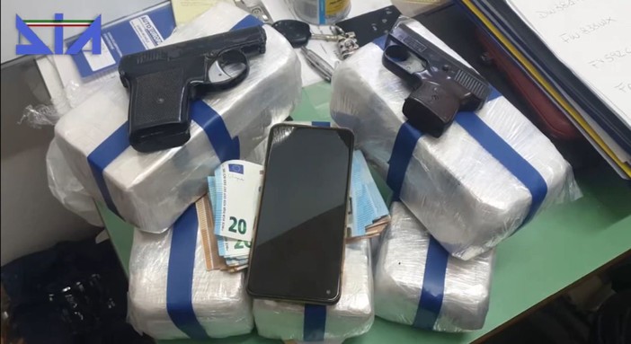 Smantellato traffico di droga tra l’Italia e l’Albania, 23 arresti