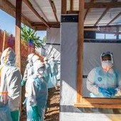 Ebola, superata la soglia dei mille casi in Congo: 254 morti e 100 guariti