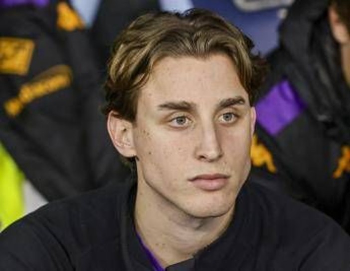 Edoardo Bove torna in campo, esordio con il Watford a poco più di un anno da malore Edoardo Bove torna in campo, esordio con il Watford a poco più di un anno da malore