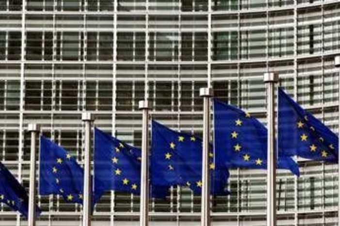 Caro energia, mediazione dei leader Ue dopo lunga trattativa: "Preservare Ets tutelando competitività" Caro energia, mediazione dei leader Ue dopo lunga trattativa: "Preservare Ets tutelando competitività"