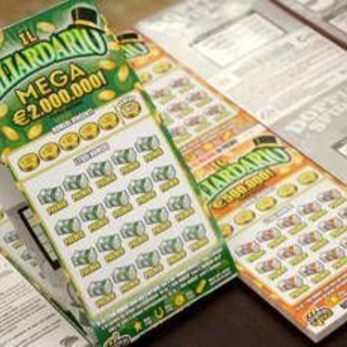 Gratta e Vinci, truffa da 25 milioni: maxi sequestro a 5 ex dipendenti infedeli Gratta e Vinci, truffa da 25 milioni: maxi sequestro a 5 ex dipendenti infedeli