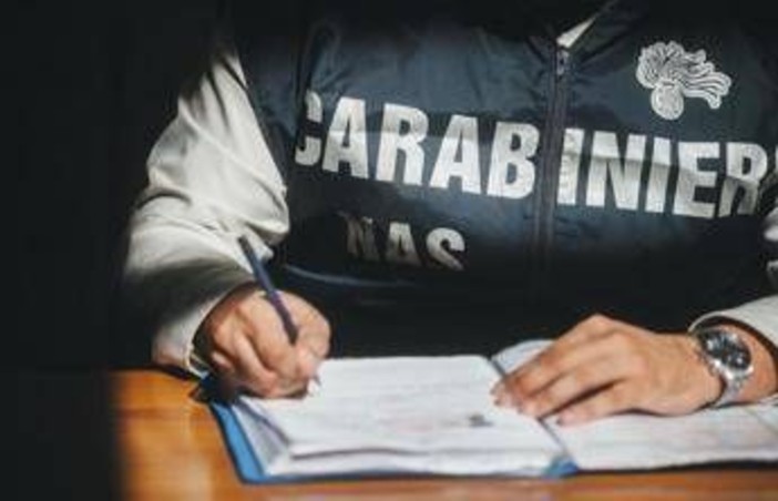 Schiaffi, insulti e violenza sessuale ad anziane in Rsa di Milano: interdetti 3 operatori sociosanitari Schiaffi, insulti e violenza sessuale ad anziane in Rsa di Milano: interdetti 3 operatori sociosanitari