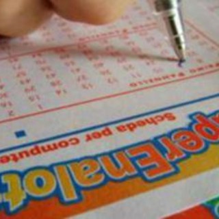 SuperEnalotto, la combinazione vincente di oggi 2 dicembre SuperEnalotto, la combinazione vincente di oggi 2 dicembre