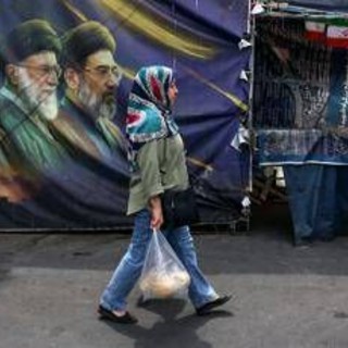 Iran, quanto e come può resistere l'economia di Teheran: l'analisi Iran, quanto e come può resistere l'economia di Teheran: l'analisi