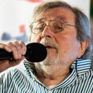 Guccini, Meloni: "Livoroso con me, ma continuo a cantare le sue canzoni. Lo ringrazio per averci regalato emozioni"