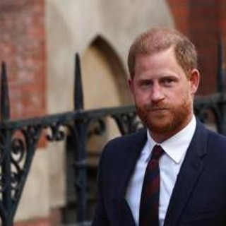 Harry contro William, il duca di Sussex vuole creare una corte 'parallela' antagonista a quella del fratello Harry contro William, il duca di Sussex vuole creare una corte 'parallela' antagonista a quella del fratello