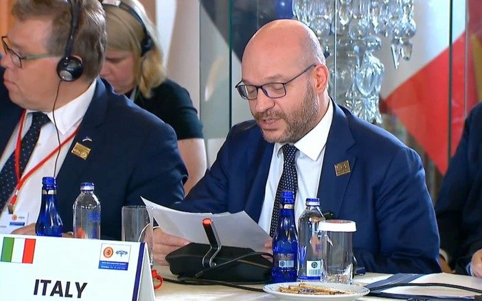 Fontana “La Nato forte se unita e previene le crisi” Fontana “La Nato forte se unita e previene le crisi”