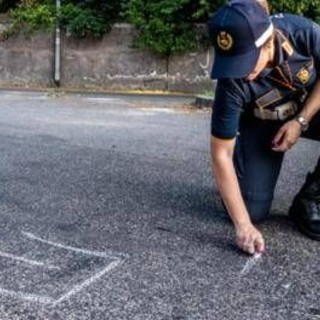 Roma, investe bimbo davanti alla scuola e scappa: 54enne denunciato