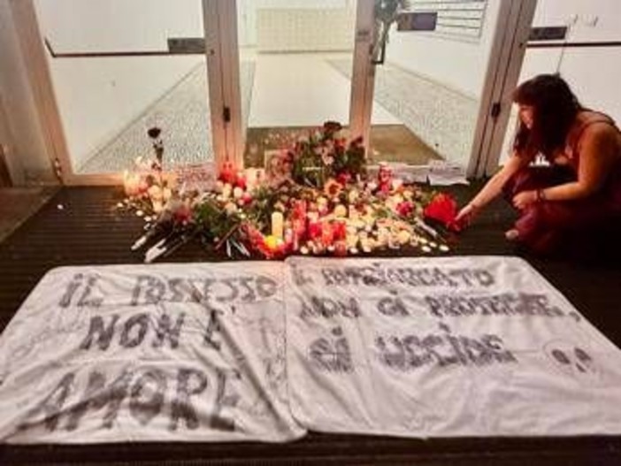 Lorena Isceri, stasera fiaccolata a Squinzano. Il sindaco: "Ci saranno intitolazioni" Lorena Isceri, stasera fiaccolata a Squinzano. Il sindaco: "Ci saranno intitolazioni"