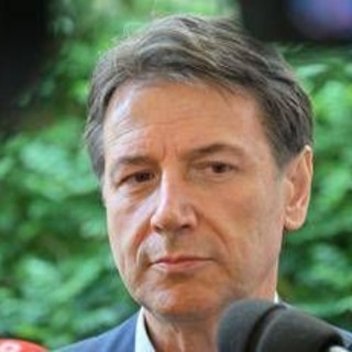 Ucraina, Conte: "Europa disorientata, lasciamo condurre negoziati agli Usa" Ucraina, Conte: "Europa disorientata, lasciamo condurre negoziati agli Usa"