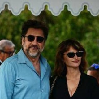 Mostra Venezia, è il giorno di Bardem e Cruz. Debutto alla regia di Foglietta Mostra Venezia, è il giorno di Bardem e Cruz. Debutto alla regia di Foglietta