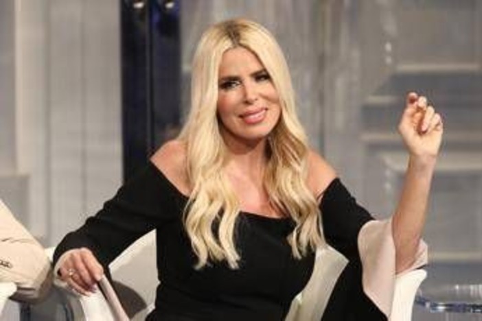 Loredana Lecciso e l'odio social: "C'è ancora nostalgia di Al Bano-Romina"