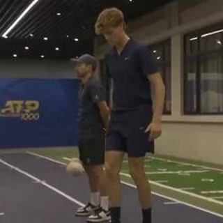 Sinner solito fenomeno anche con... il pallone: che numeri prima del match con Griekspoor