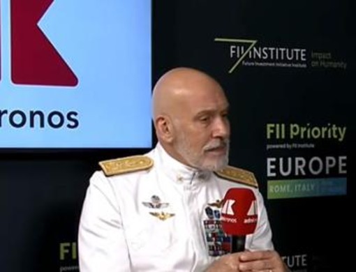 Cavo Dragone: "Governi Ue stanno facendo molto, Nato forte saprà aiutare i suoi alleati" Cavo Dragone: "Governi Ue stanno facendo molto, Nato forte saprà aiutare i suoi alleati"