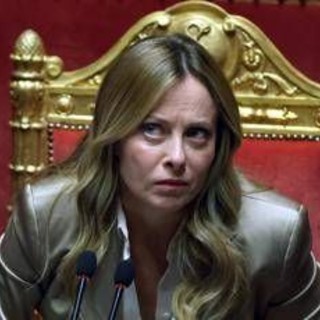 Meloni al Pd: "Non sono arrivata dove sono con carezze e moine, da sinistra misoginia"