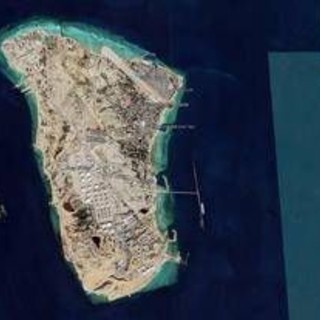 Iran, media: petroliera di Teheran colpita da missili Usa sull'isola di Kharg