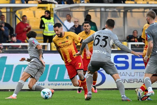 Scontro diretto senza gol, al Via del Mare Lecce-Verona 0-0